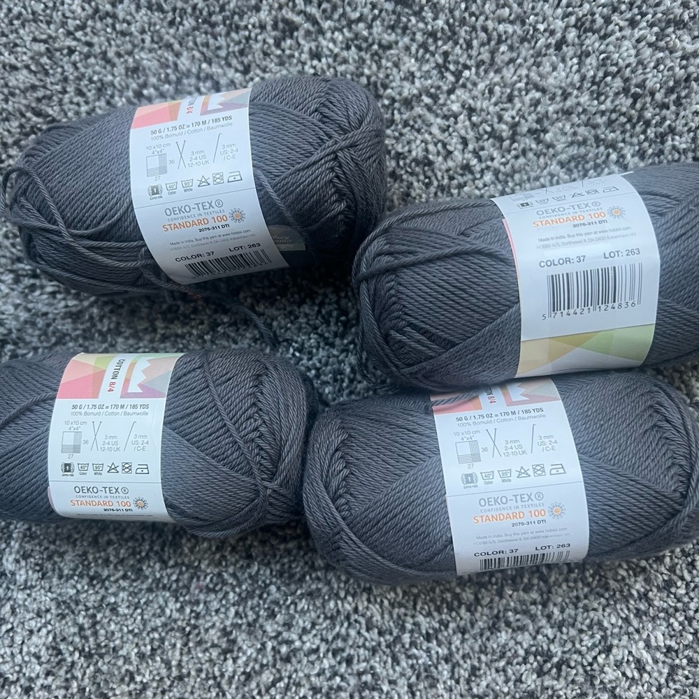 Cotton Kings, Majestic 8/4 Gray Yarn - 4 Skeins 1.75 oz, 185 yards